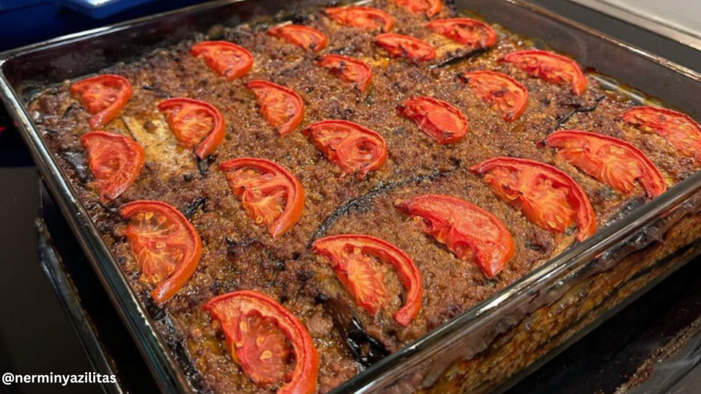 Almanca Fırında Patlıcan Musakka Tarifi