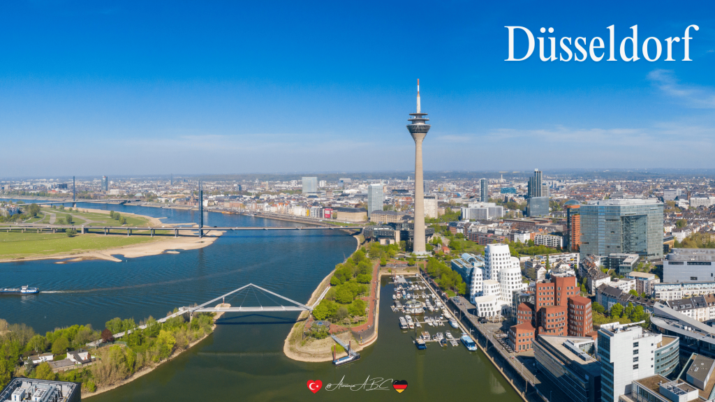 D&uuml;sseldorf, Almanya'nın bir şehridir.